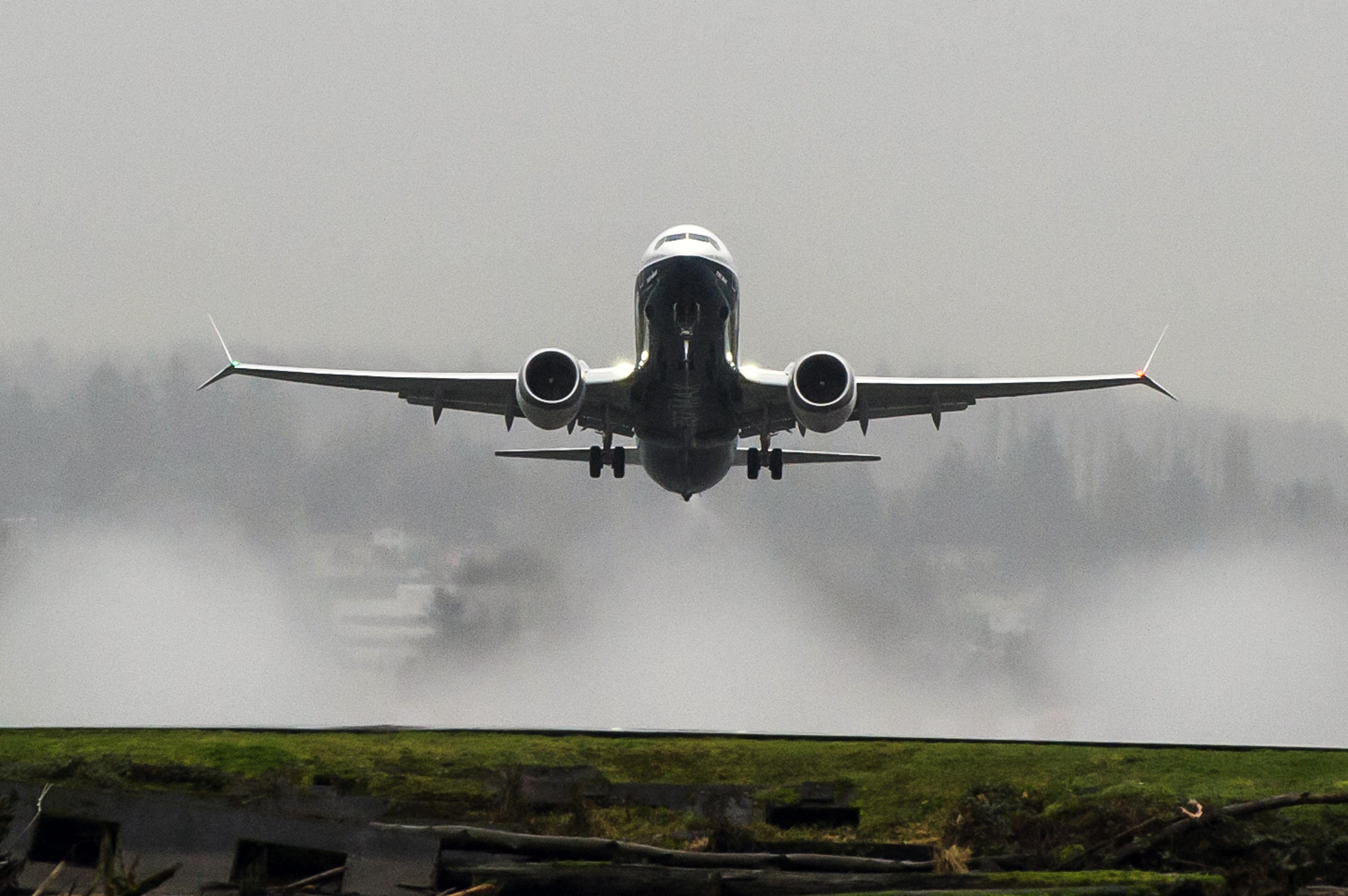 Boeing 737 MAX departing