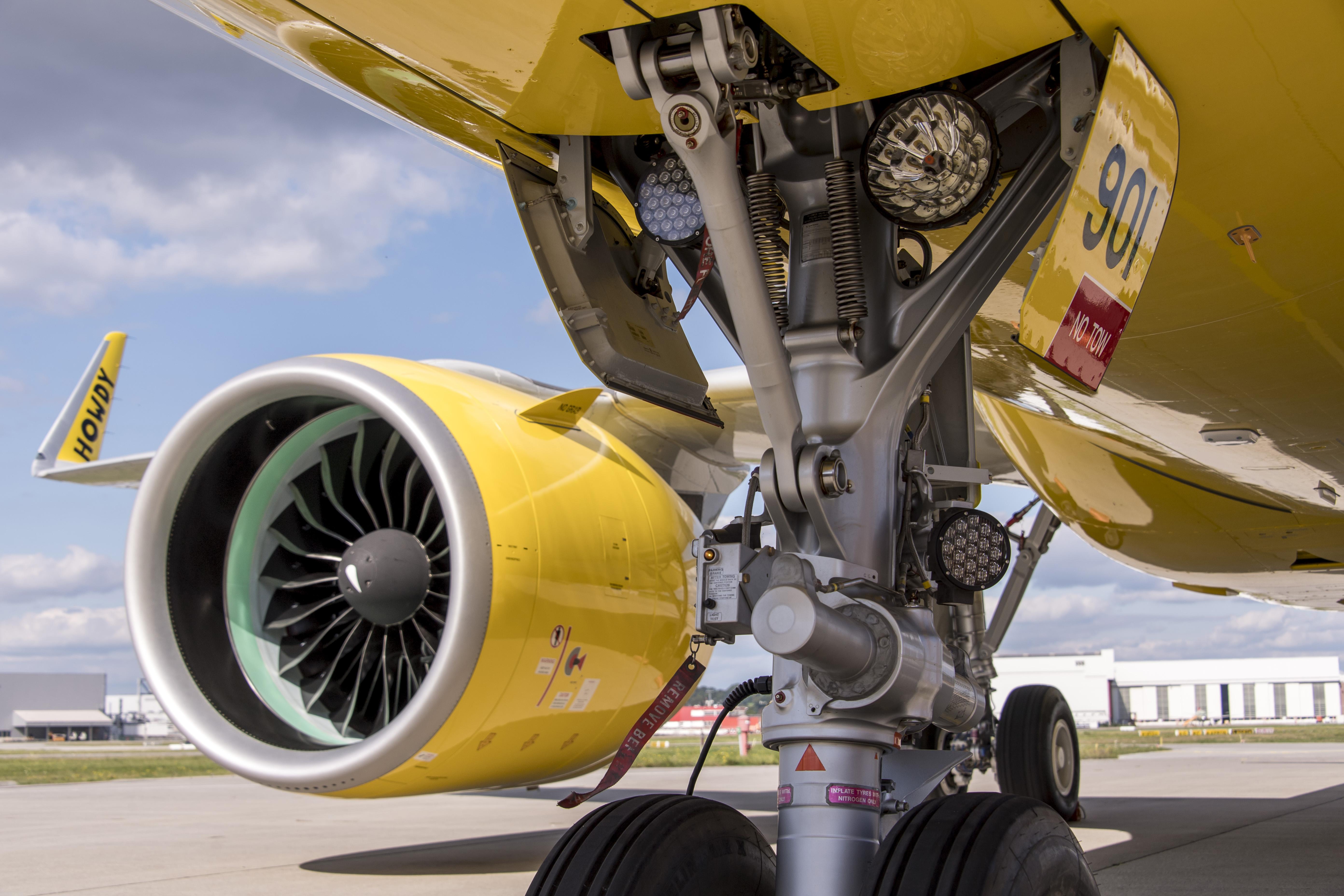 Spirit Airlines Airbus A320neo and PW1000 engine