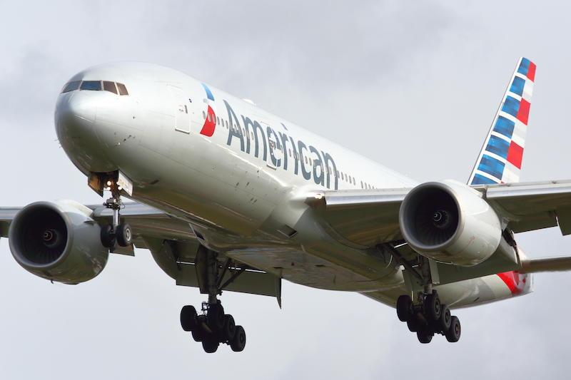 American Airlines boeing 777-200
