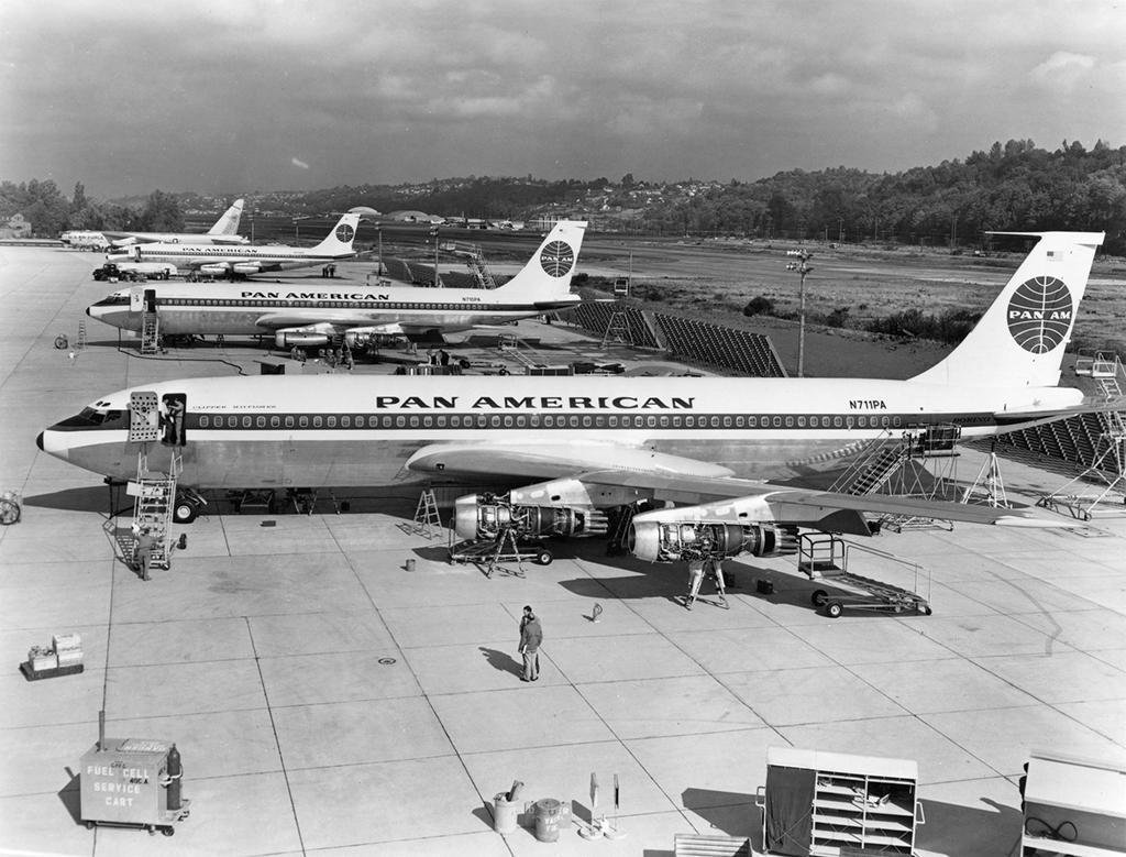 Pan Am Boeing 707s